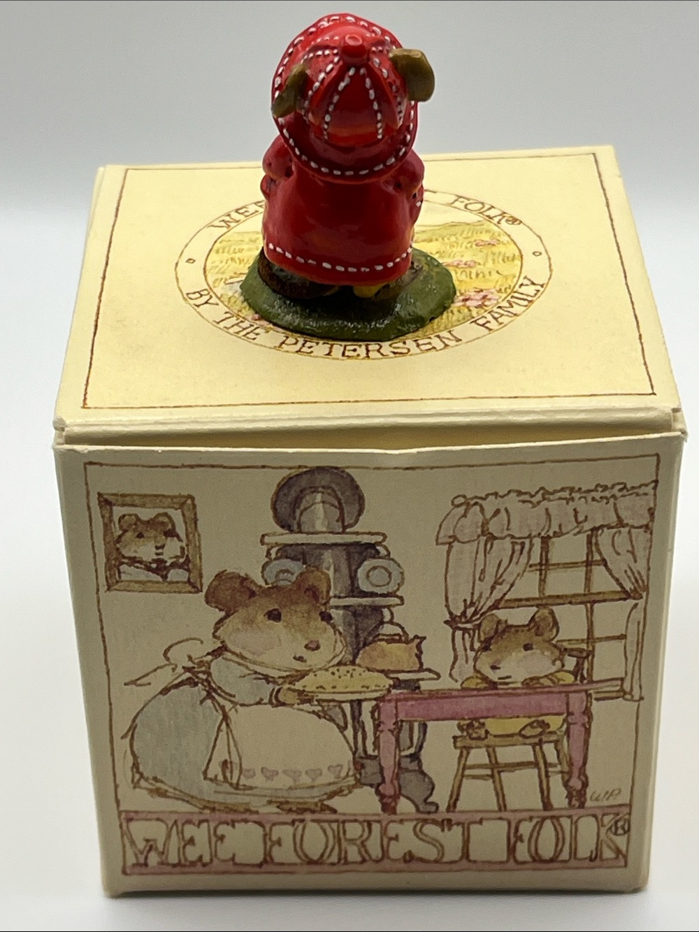 M-180 Wee Forest Folk Petersen Family Wee Forest Folk Red Raincoat Mouse 1991 - Picture 5 of 8
